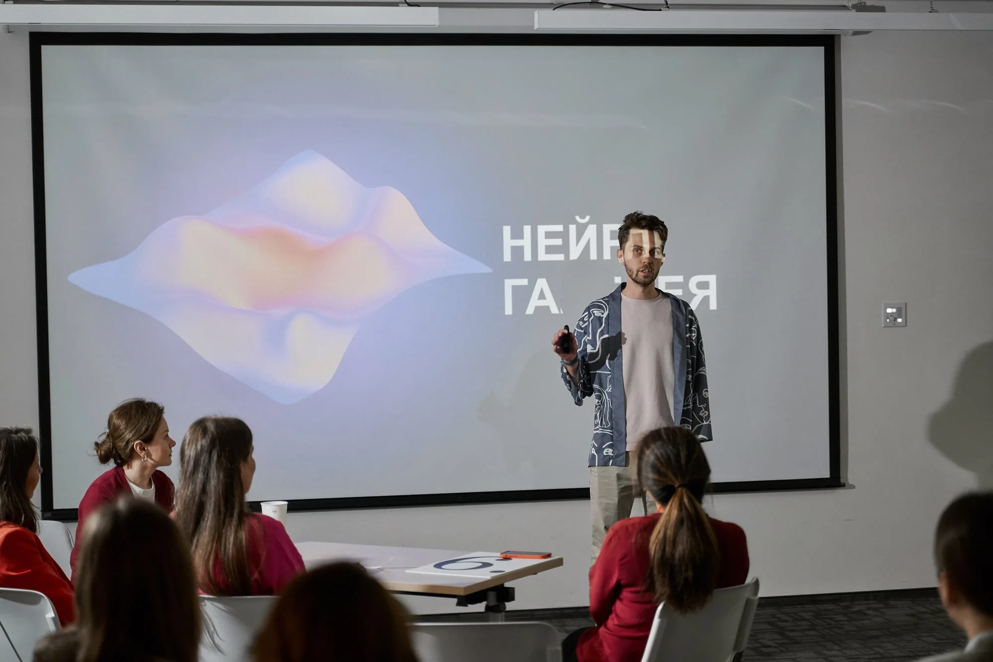 Тимбилдинг с нейросетями: презентация работ команд